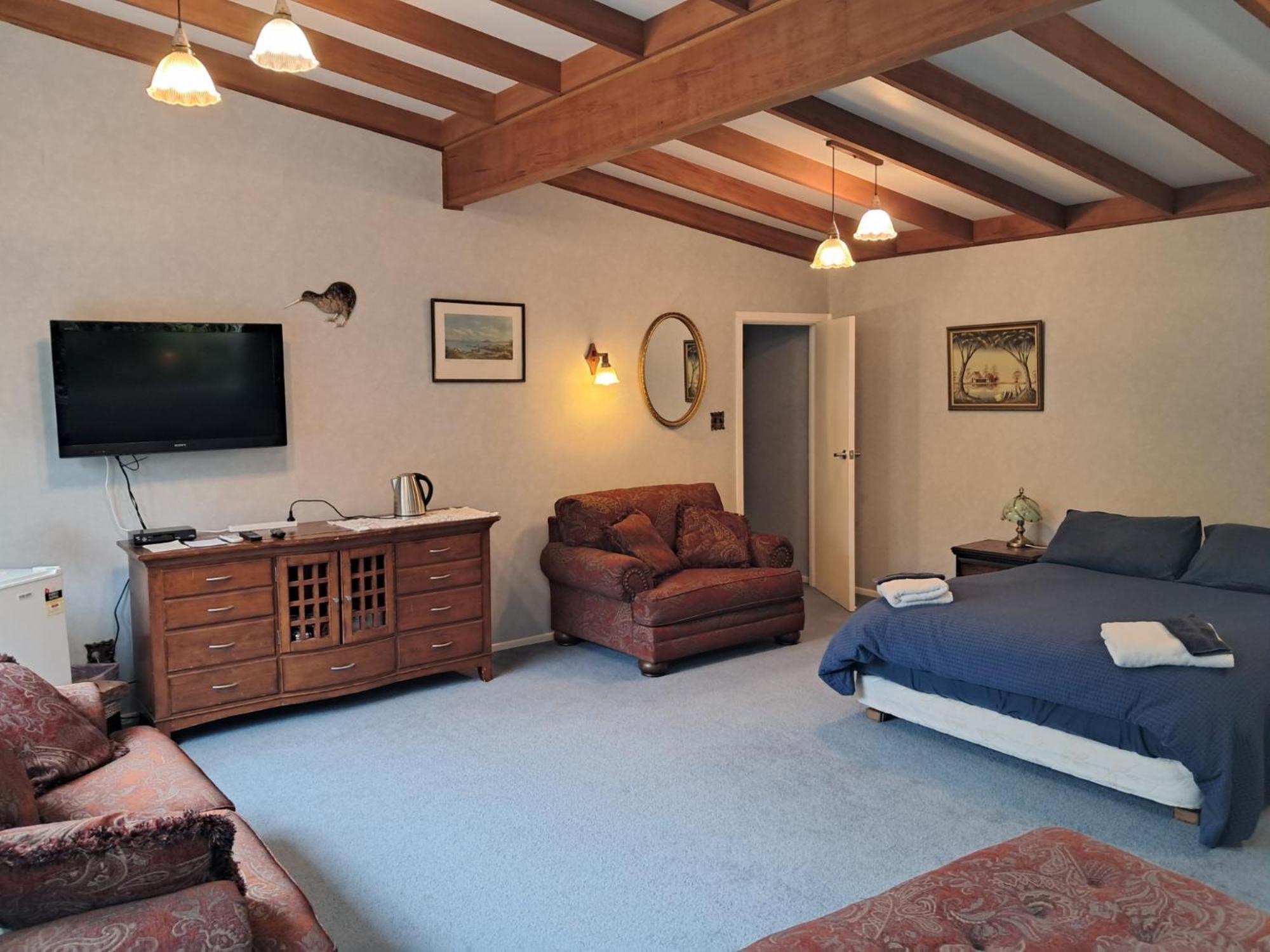 Niloc Bed and Breakfast Waimate Buitenkant foto